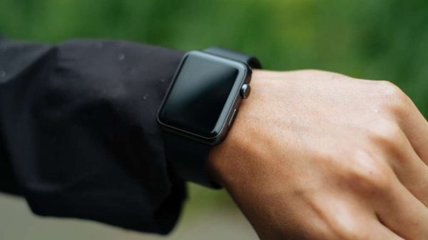 apple watch battery